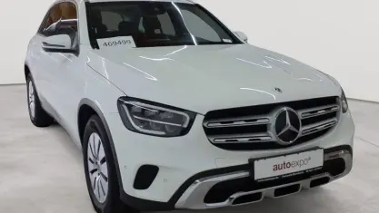 Gebraucht Mercedes GLC220 194 PS (142 kW) 2021 Polarweiß SUV