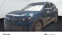 Blau Gebraucht 2024 VW Tiguan Elegance SUV | 36.790 € (Fairer Preis)
