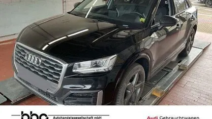 Mythosschwarz metallic Gebraucht 2020 Audi Q2 Sport SUV | 22.930 € (Fairer Preis)