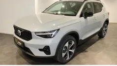 Grau Neu 2025 Volvo XC40 Business Edition SUV | 41.900 € (Fairer Preis)