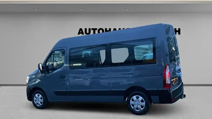 Gebraucht Renault Master 179 PS (131 kW) 2023 Grau Limousine