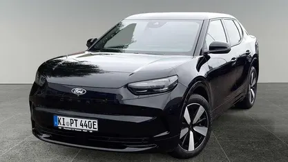 Agate black metallic Gebraucht 2025 Ford Capri SUV | 47.790 € (Fairer Preis)