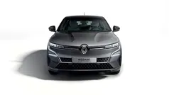 Schwarz Gebraucht 2024 Renault Mégane Iconic Limousine | 36.099 € (Fairer Preis)