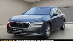 Graphite grau metallic Gebraucht 2024 Skoda Superb Selection Kombi | 39.950 € (Superpreis)