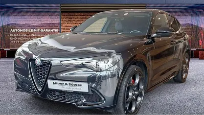 Schwarz Gebraucht 2023 Alfa Romeo Stelvio Competizione SUV | 41.900 € (Fairer Preis)