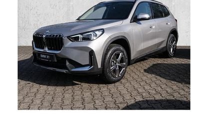 Używany BMW X1 Sport Line 156 KM (114 kW) 2025 Srebrny SUV