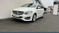 Calcitweiss unilack Gebraucht 2018 Mercedes B180 Style Van / Kleinbus | 19.990 € (Fairer Preis)
