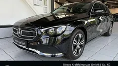 Lack obsidianschwarz Gebraucht 2022 Mercedes E220 Avantgarde Kombi | 39.900 € (Fairer Preis)