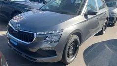 Gebraucht 2025 Skoda Kamiq Selection SUV | 27.945 € (Fairer Preis)