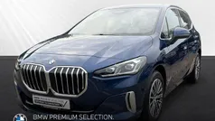 Blau Gebraucht 2022 BMW 218 Active Tourer Luxury Line Van / Kleinbus | 26.498 € (Fairer Preis)