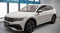 Weiß Gebraucht 2023 VW Tiguan Allspace R-line SUV | 33.560 € (Fairer Preis)
