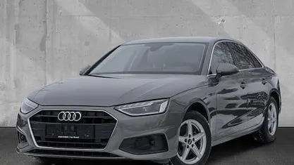 Gebraucht Audi A4 Sport 136 PS (100 kW) 2021 Grau Limousine