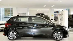 Aurora grey / met Gebraucht 2023 Hyundai i20 Trend Limousine | 17.180 € (Fairer Preis)