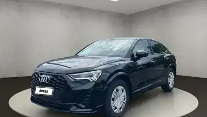 Gebraucht Audi Q3 Sportback S-Line 150 PS (110 kW) 2023 Mythosschwarz metallic SUV