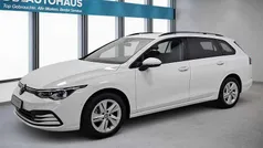 Weiß Gebraucht 2023 VW Golf VIII Life Kombi | 23.340 € (Fairer Preis)