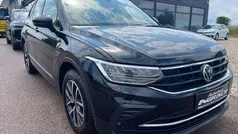 Schwarz Gebraucht 2023 VW Tiguan Edition SUV | 22.490 € (Superpreis)