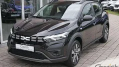 Schwarz Neu 2025 Dacia Sandero Essentiel Kleinwagen | 17.315 € (Fairer Preis)