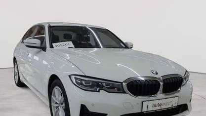 Gebraucht BMW 330e Advantage 184 PS (135 kW) 2021 Limousine