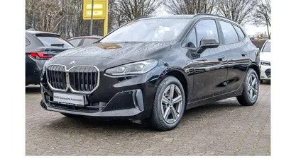 Gebraucht BMW 218 Efficient Dynamics 136 PS (100 kW) 2022 Van / Kleinbus