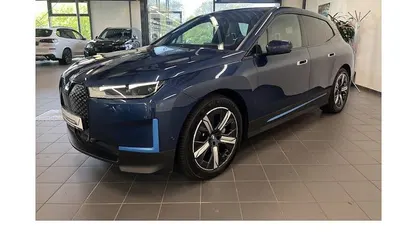 Gebraucht BMW iX 300 kW (408 PS) 2022 Blau SUV