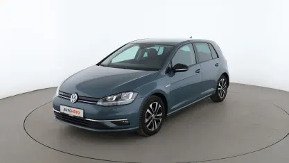 Gebraucht VW Golf VII IQ Drive 131 PS (96 kW) 2019 Blau Limousine