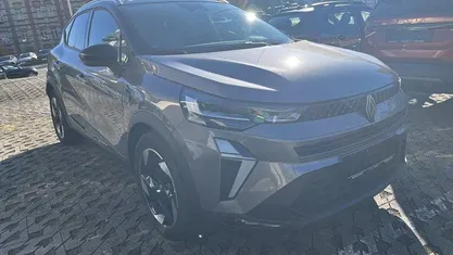 Neu Renault Captur Techno 140 PS (102 kW) 2025 Stahlgrau schwarz SUV