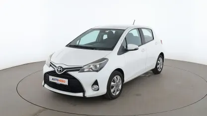 Gebraucht Toyota Yaris Comfort 99 PS (72 kW) 2015 Weiß Kleinwagen