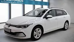 Weiß Gebraucht 2023 VW Golf VIII Life Kombi | 20.870 € (Fairer Preis)