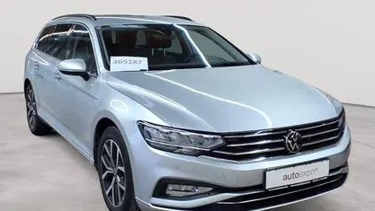 Gebraucht VW Passat Business 200 PS (147 kW) 2022 Kombi