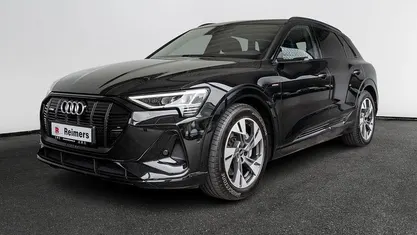 Gebraucht 2022 Audi e-tron S-Line SUV | 39.990 € (Fairer Preis)