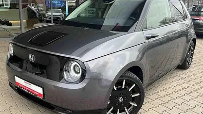 Gebraucht Honda e Advance 113 kW (154 PS) 2021 Modern steel metallic Kleinwagen