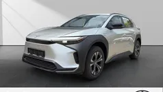 Precious silver Neu 2025 Toyota bZ4X Comfort SUV | 31.990 € (Superpreis)