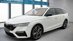 Weiß Gebraucht 2022 Skoda Octavia RS Kombi | 24.990 € (Guter Preis)