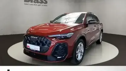 Gebraucht Audi Q5 Edition .1 204 PS (150 kW) 2025 Grenadinerot metallic SUV