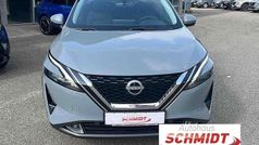 Grau Gebraucht 2022 Nissan Qashqai N-Connecta SUV | 24.700 € (Fairer Preis)