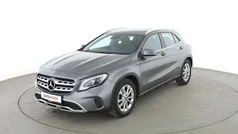 Grau Gebraucht 2018 Mercedes GLA200 Urban SUV | 20.180 € (Fairer Preis)