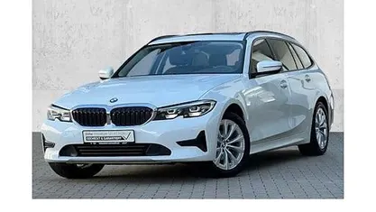 Gebraucht BMW 320 Advantage 190 PS (139 kW) 2020 Weiß Kombi