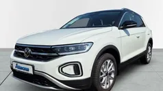 Weiss Gebraucht 2022 VW T-Roc Active SUV | 27.490 € (Fairer Preis)