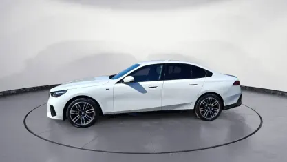 Usado BMW 520 M Sport 208 CV (152 kW) 2025 Blanco Berlina