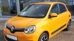 Gelb (mangogelb (gelb)) Gebraucht 2019 Renault Twingo LIMITED Kleinwagen | 9.290 € (Fairer Preis)