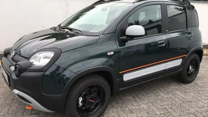 Grün metallic Gebraucht 2022 Fiat Panda Cross Cross Kleinwagen | 12.990 € (Fairer Preis)