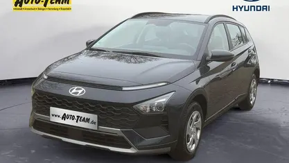 Grau Gebraucht 2025 Hyundai Bayon Select SUV | 21.750 € (Fairer Preis)
