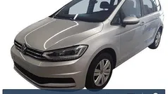 Silber Gebraucht 2024 VW Touran Move Van / Kleinbus | 36.970 € (Fairer Preis)