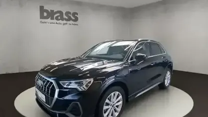 Gebraucht Audi Q3 Ambiente 245 PS (180 kW) 2023 Mythosschwarz metallic SUV