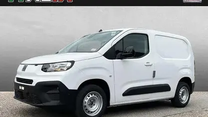 Second-hand Fiat Doblò 102 CP (75 kW) 2024 Alb Monovolum
