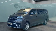 Grau Gebraucht 2024 Toyota Proace Verso Kombi | 41.379 € (Fairer Preis)