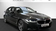 Sophistograu brillanteffekt metallic Gebraucht 2023 BMW 530e Limousine | 39.690 € (Guter Preis)