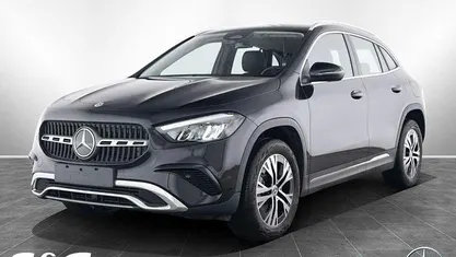 Schwarz Gebraucht 2025 Mercedes GLA200 Progressive SUV | 39.977 € (Fairer Preis)
