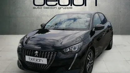 Gebraucht Peugeot 208 Allure 101 PS (74 kW) 2023 Schwarz Kleinwagen