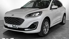 Arktisweiß (metallic) Gebraucht 2022 Ford Kuga SUV | 27.670 € (Fairer Preis)